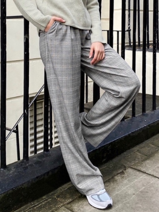 Aritzia Pants - Aritzia Babaton Grey Cascade Plaid Pants High Rise Wide Leg Sz 6